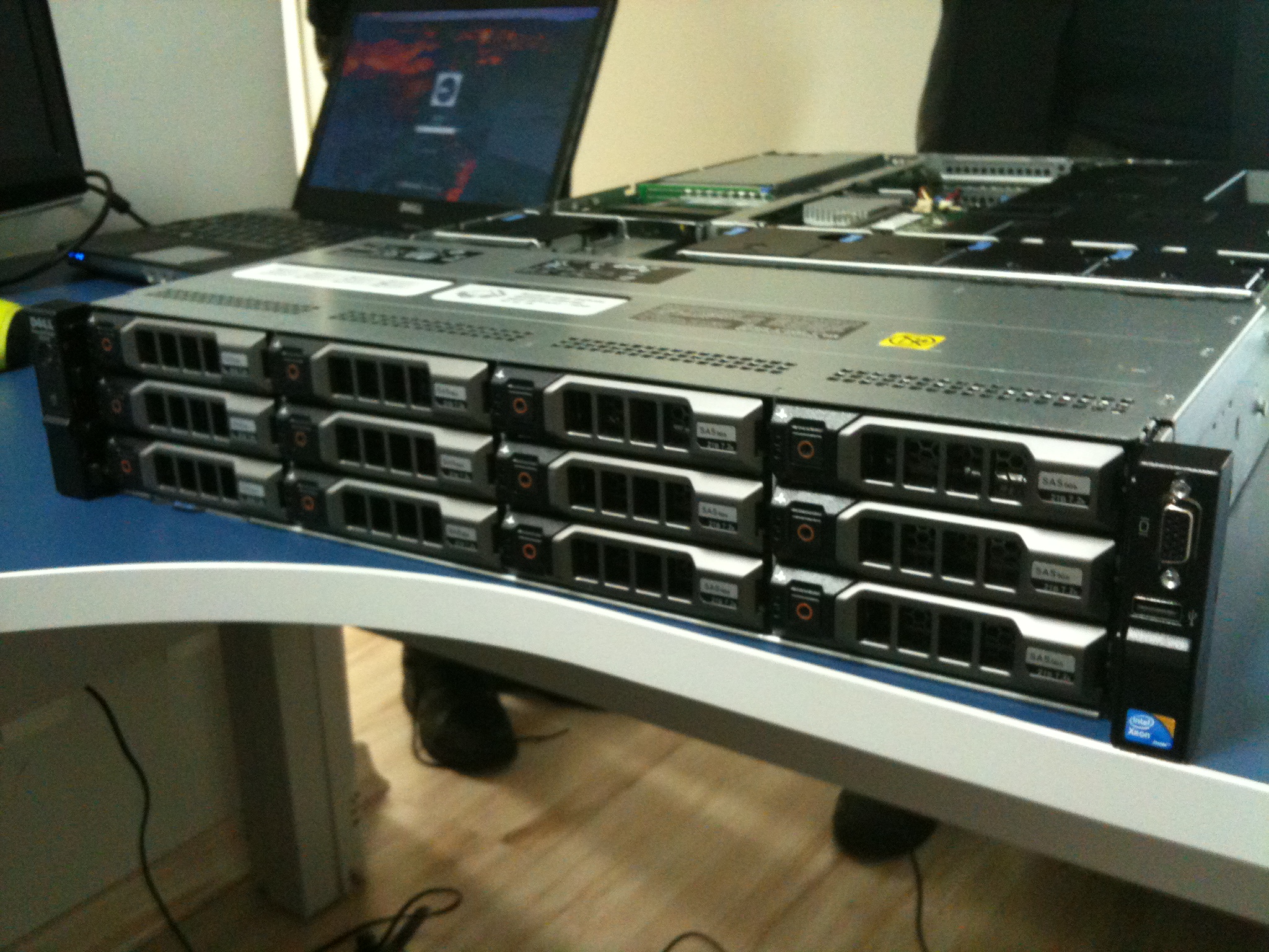 Servidor de backup com RAID 50 e alta disponibilidade